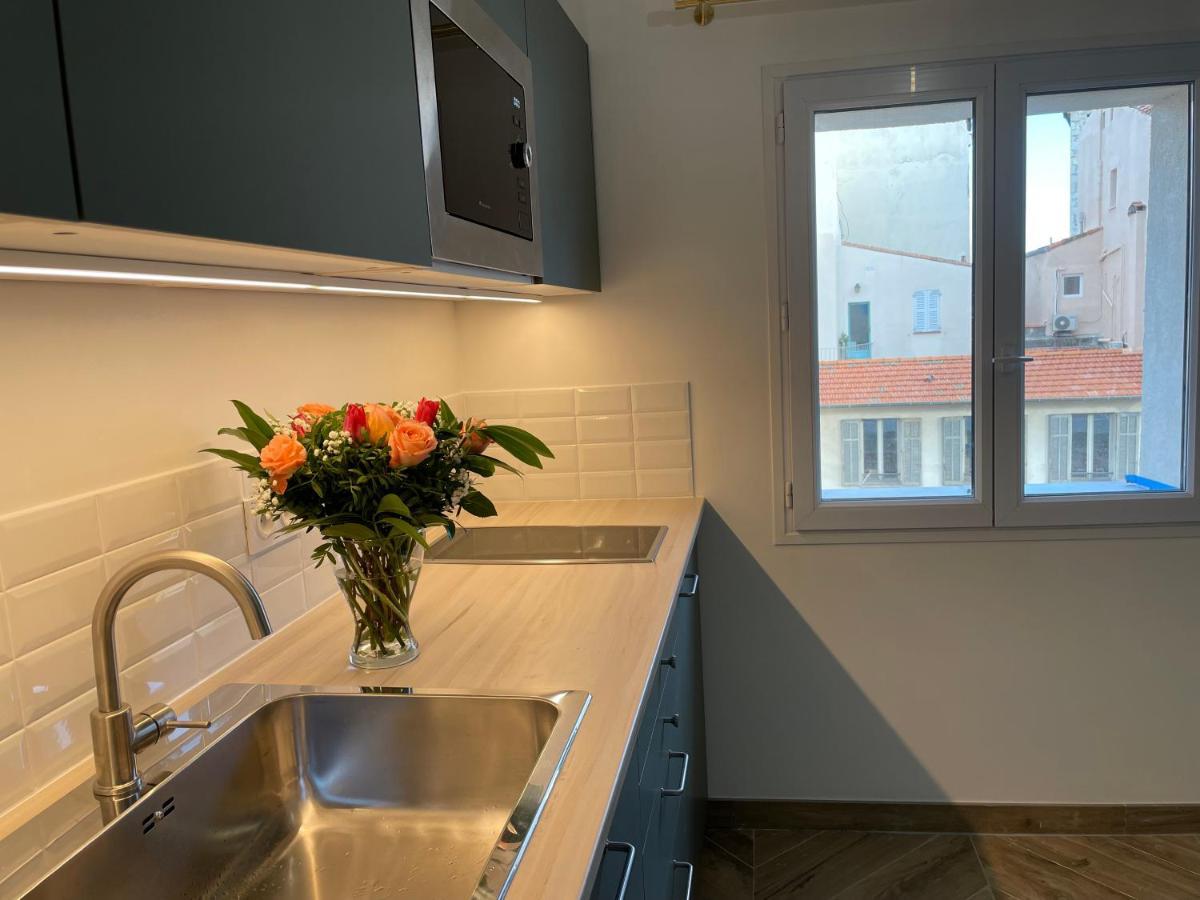 Nice Renting - Massena - Loft - Heart Of Vieil Antibes - The Market With Sea View Exteriér fotografie